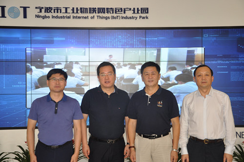 中國衡器協(xié)會(huì)理事長劉曉華一行蒞臨我司參觀交流