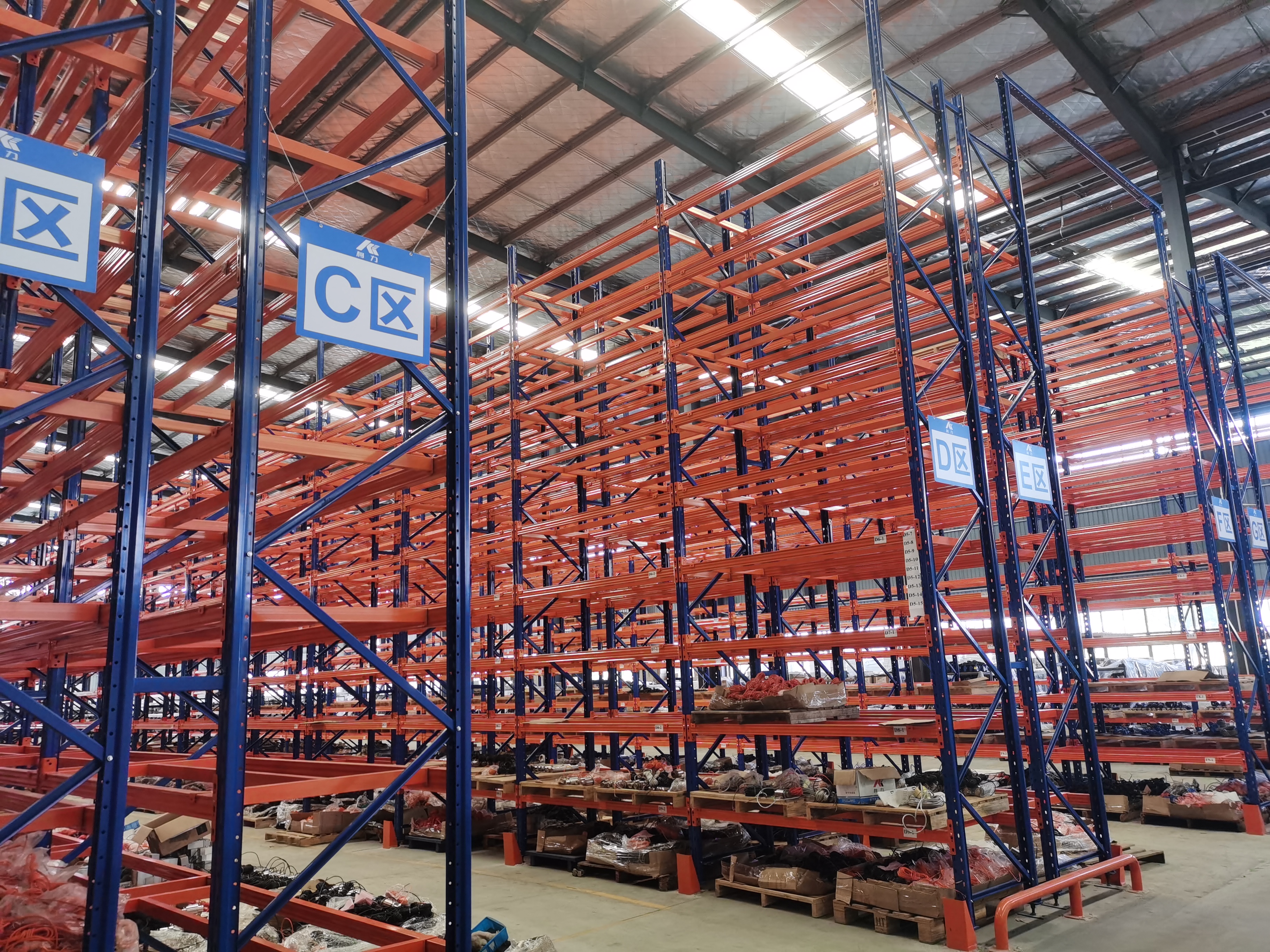 秉持智能制造理念，全面推進(jìn)自動(dòng)化立體倉(cāng)儲(chǔ)項(xiàng)目