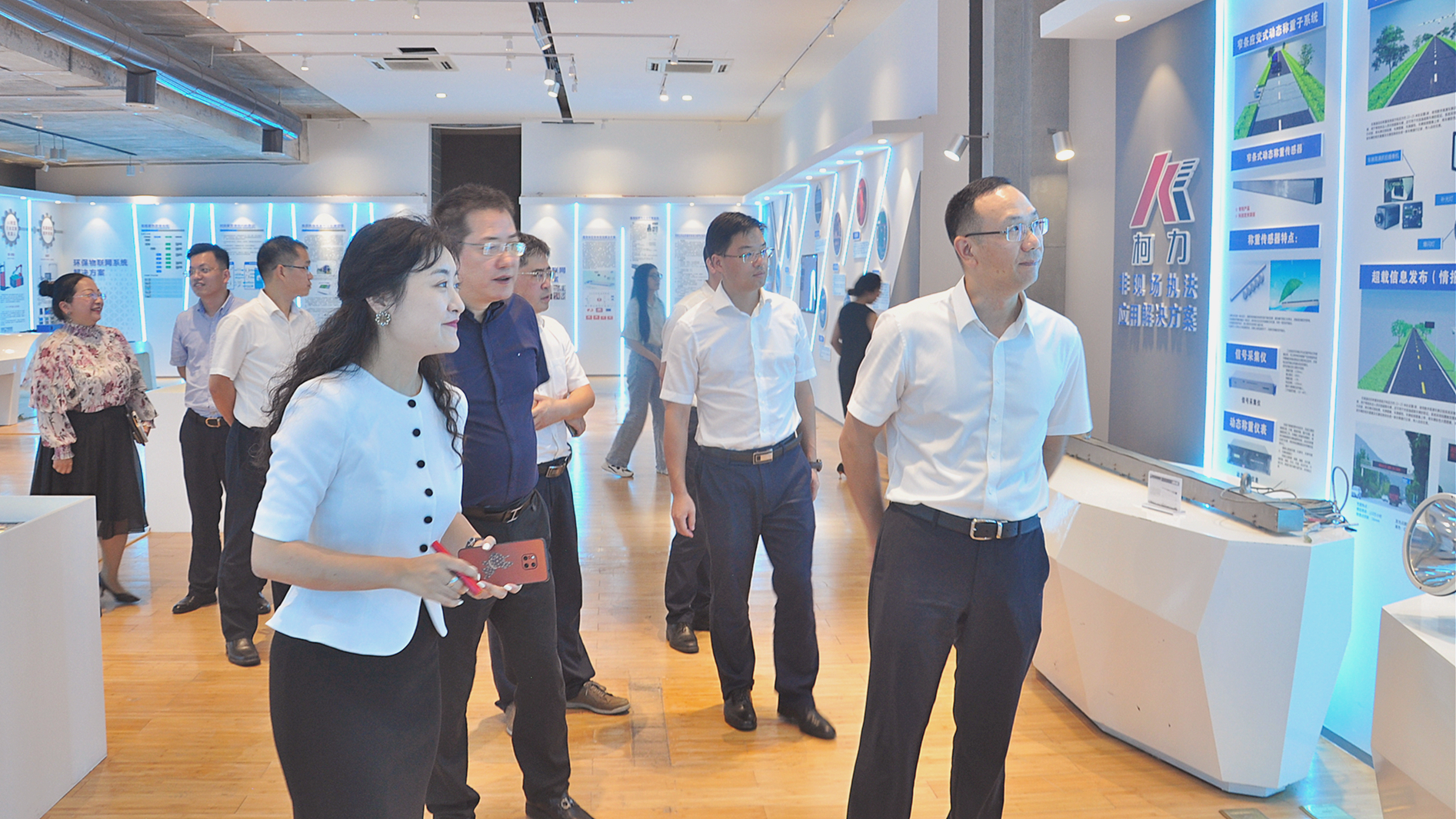 寧波市江北區(qū)委副書(shū)記、代區(qū)長(zhǎng)許會(huì)祥一行蒞臨柯力傳感考察調(diào)研